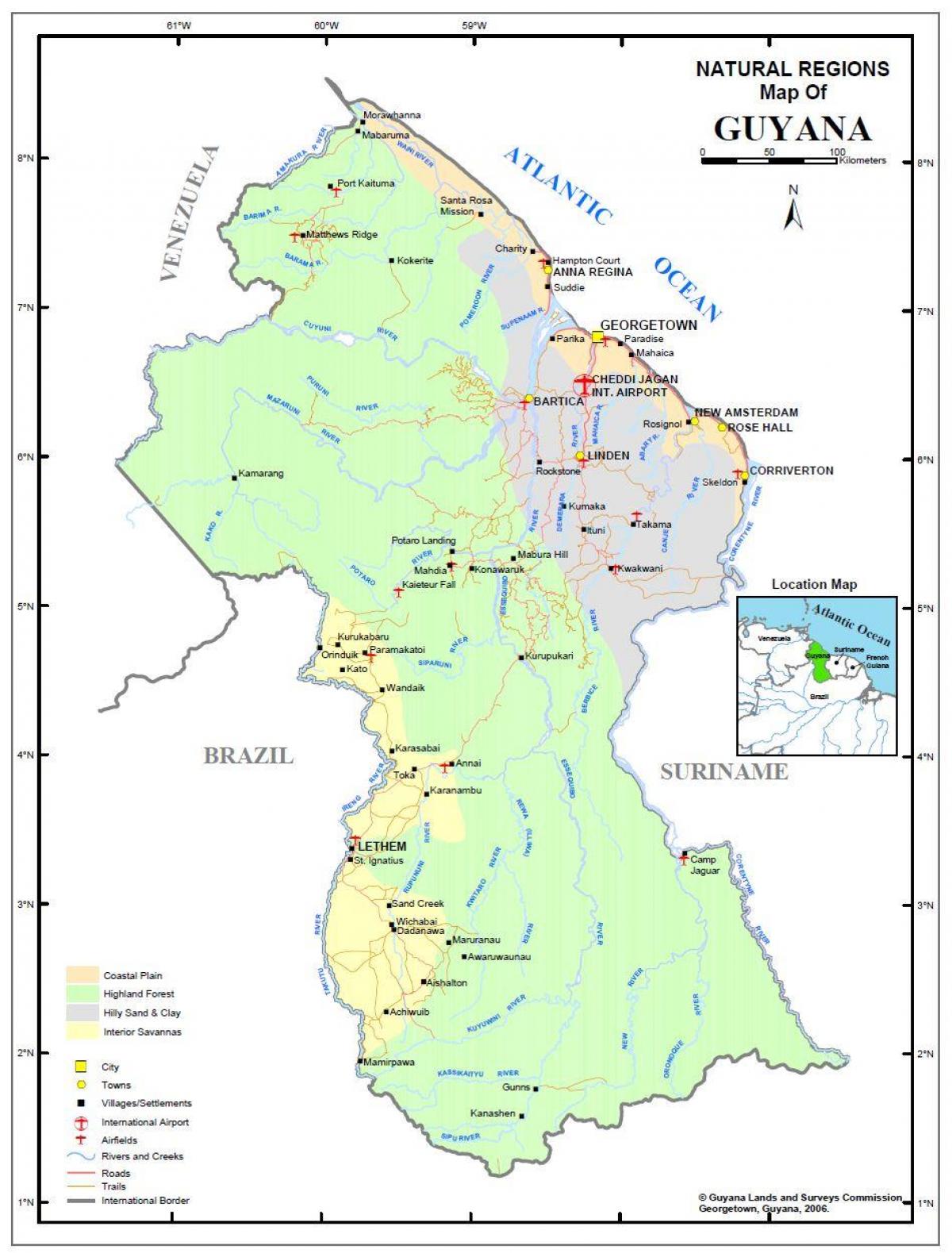 नक्शे के गुयाना दिखा 4 प्राकृतिक क्षेत्रों